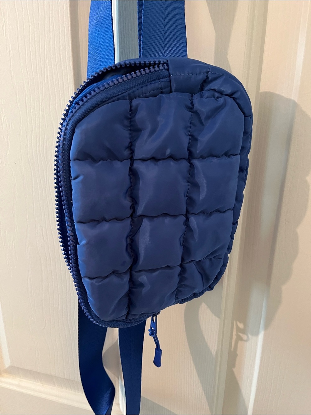 torrid Blue Quilted Crossbody Bag - Picture 3 of 5
